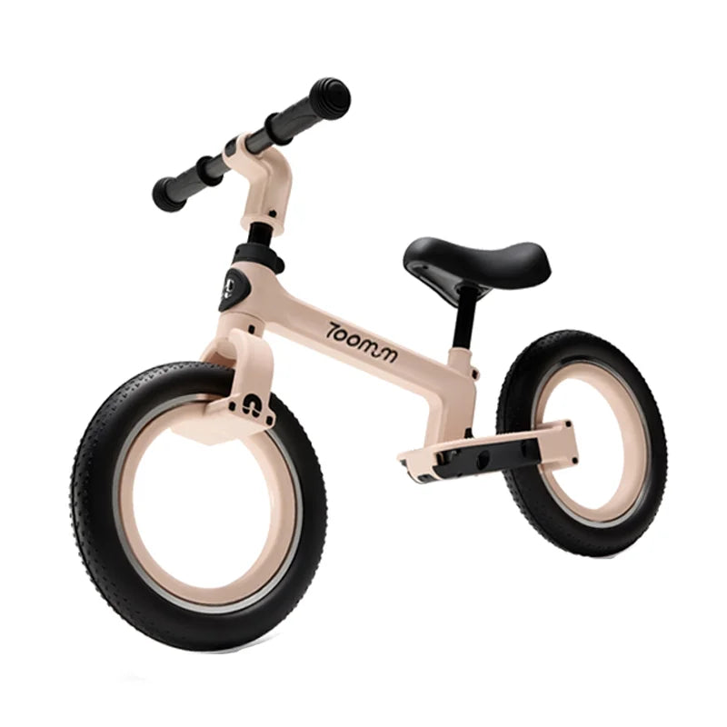 Kids Balance Bike Spoke-Free Space Wheels Adjustable Seat And Handlebar Only 3.1kg for Aged 2-6